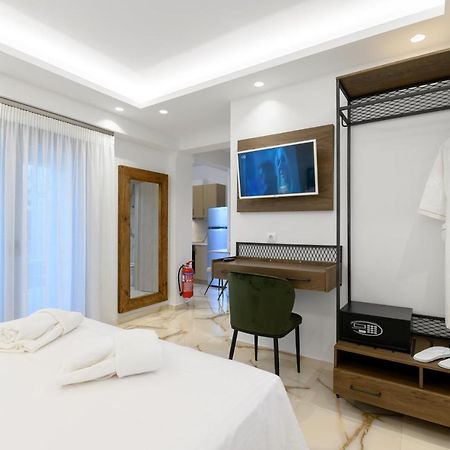 Momento Luxury Apartments Walking Distance From The Beach 尼基亚娜 外观 照片