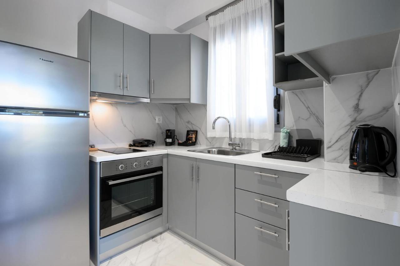 Momento Luxury Apartments Walking Distance From The Beach 尼基亚娜 外观 照片