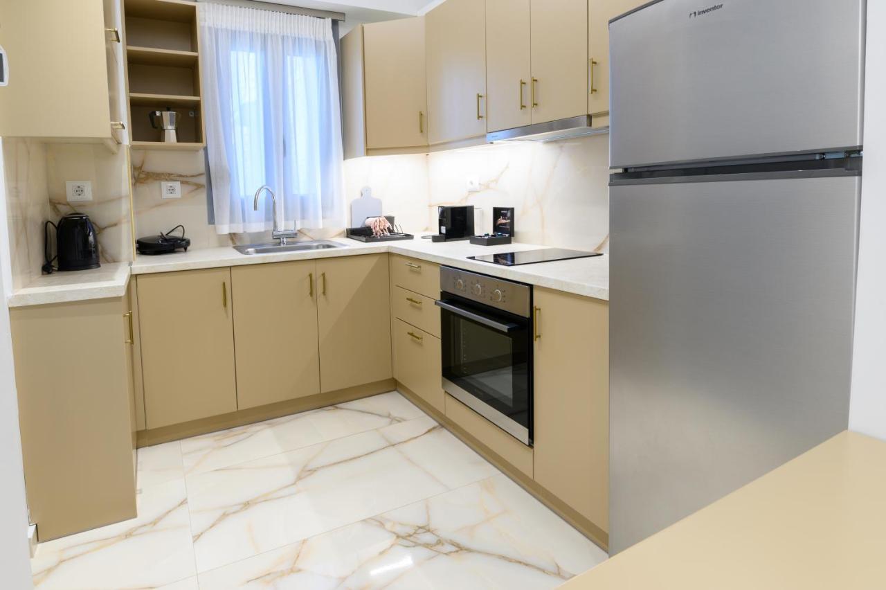 Momento Luxury Apartments Walking Distance From The Beach 尼基亚娜 外观 照片