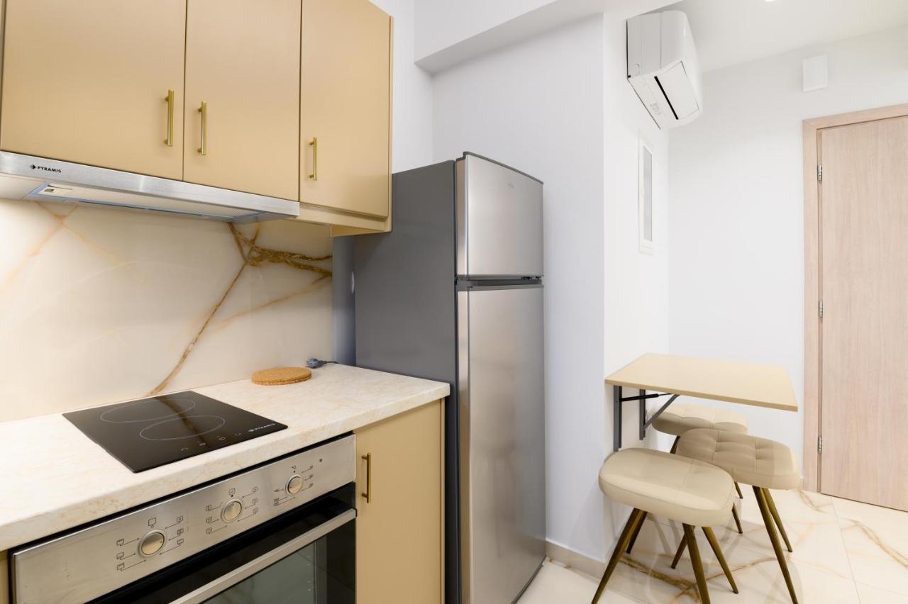 Momento Luxury Apartments Walking Distance From The Beach 尼基亚娜 外观 照片